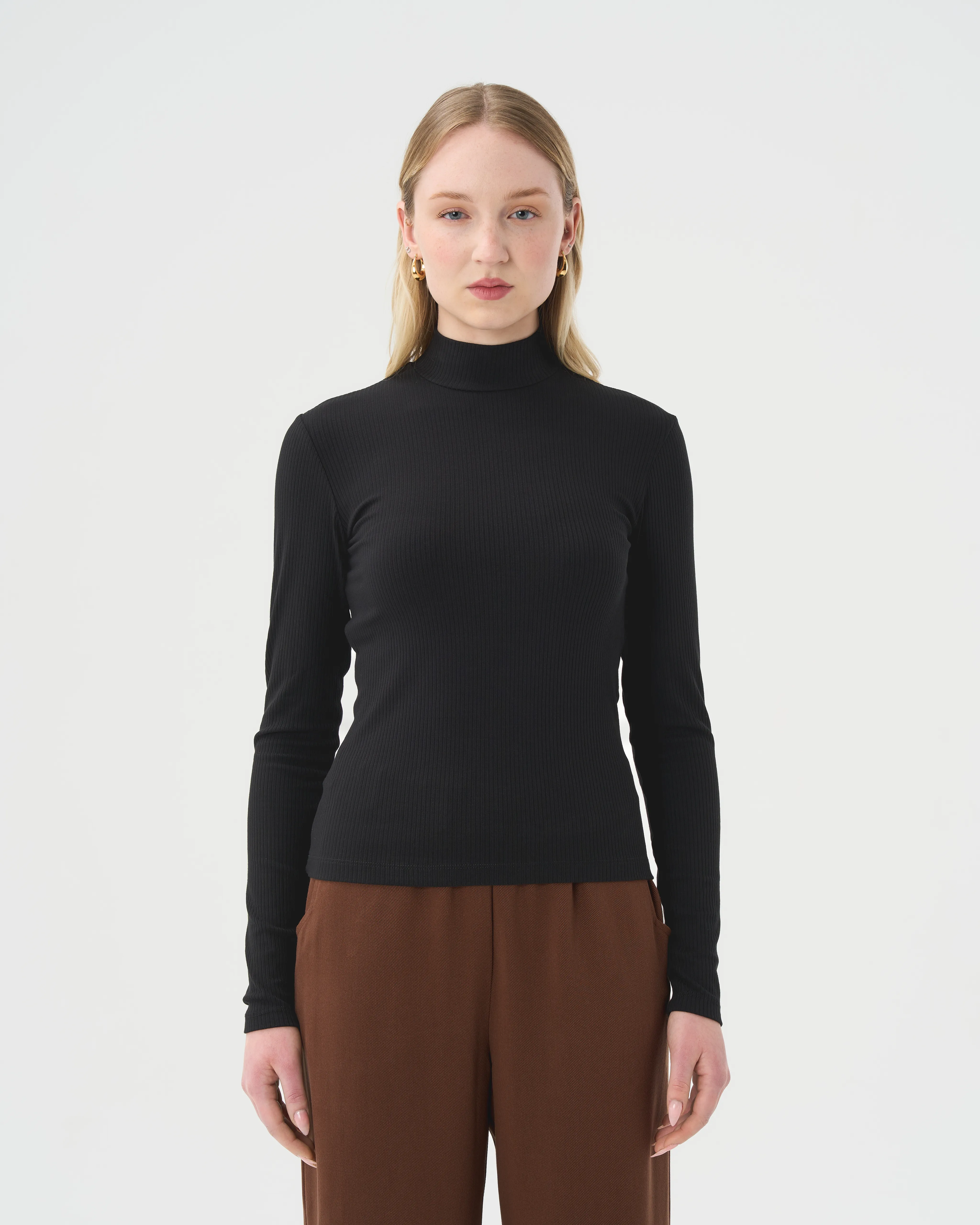 Classic Rib Turtleneck