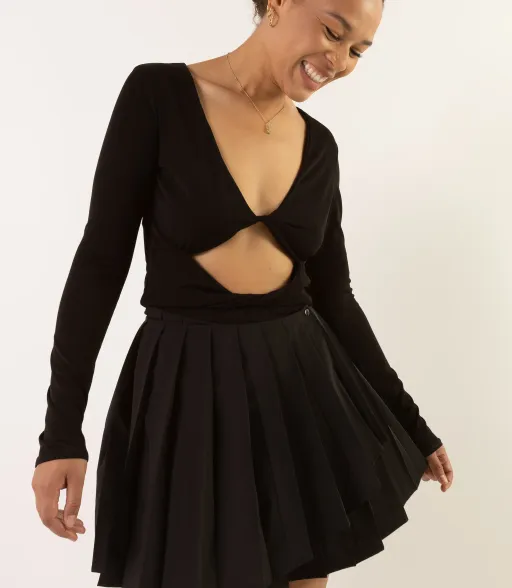 SUMMIT PLEATED WRAP SKORT