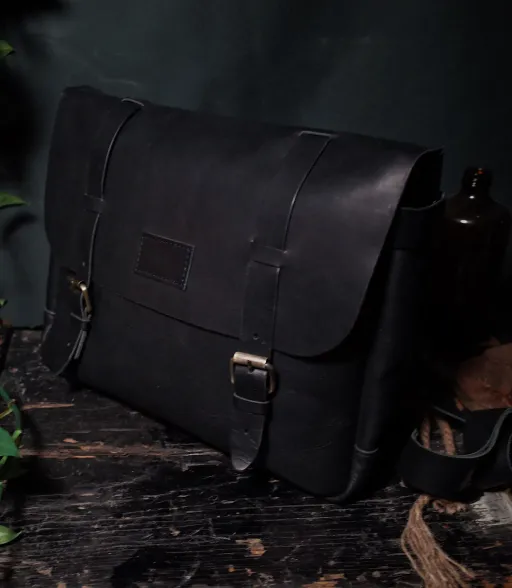 Black Champlain satchel
