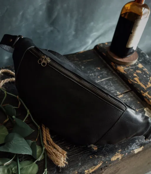 Black Verdun fanny pack