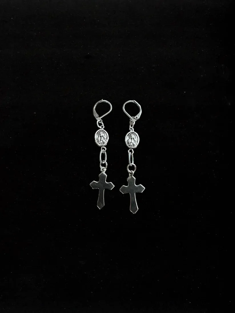 Boucles d'oreilles avec croix