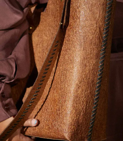 Cabas KIVU avec large bandoulière signature KARIBA