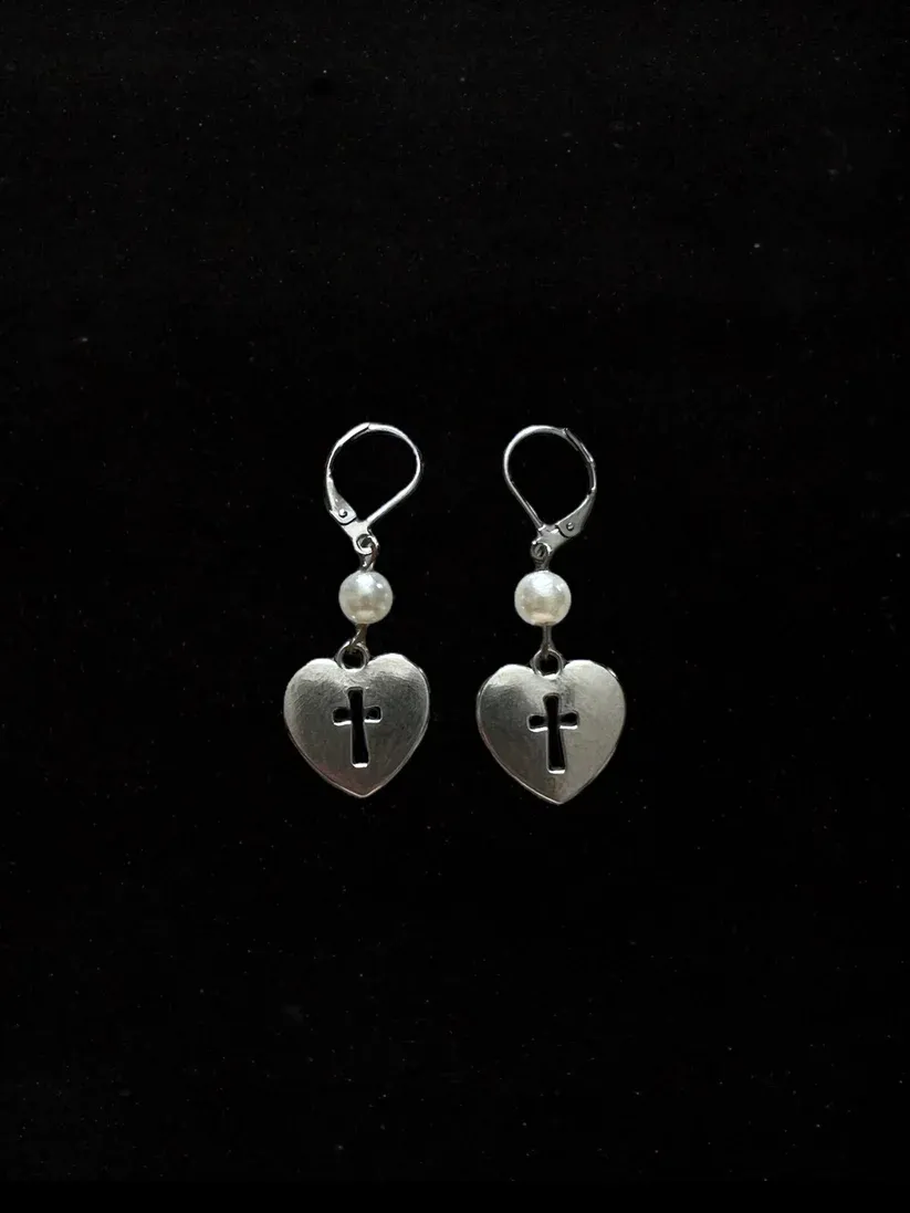 Heart earrings