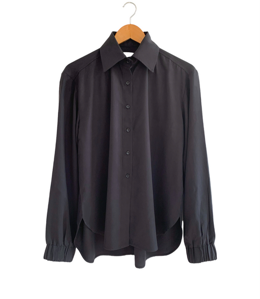 Loose masculine shirt